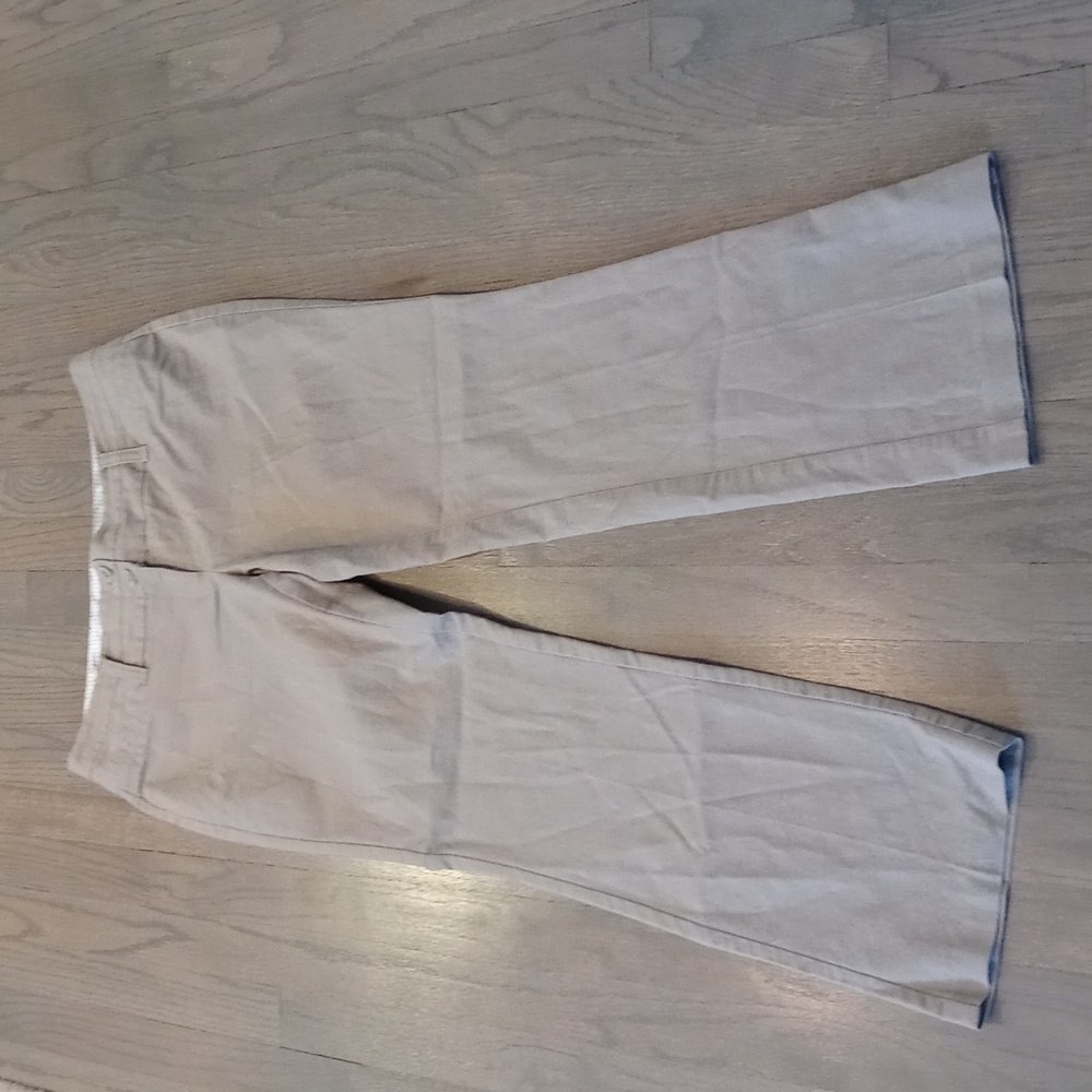 Womens 11/12 khaki pants slight bootcut very nice!